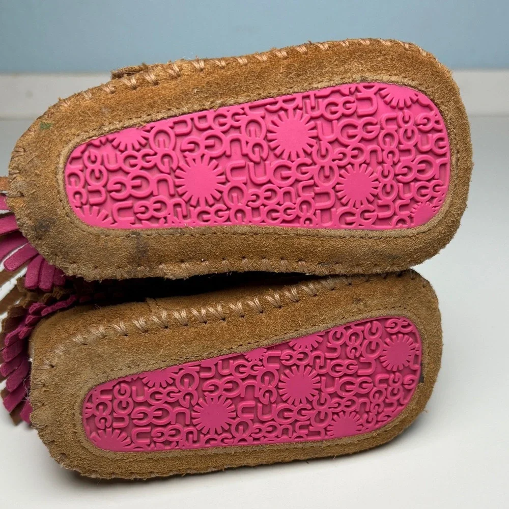 UGG Boots 2/3 infant Chestnut Pink‎ Fringe Suede Sheepskin Booties branyn
